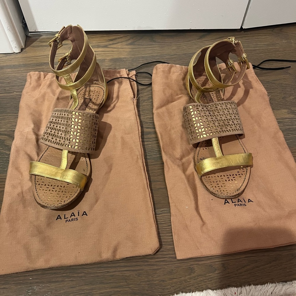 Alaia Sandals